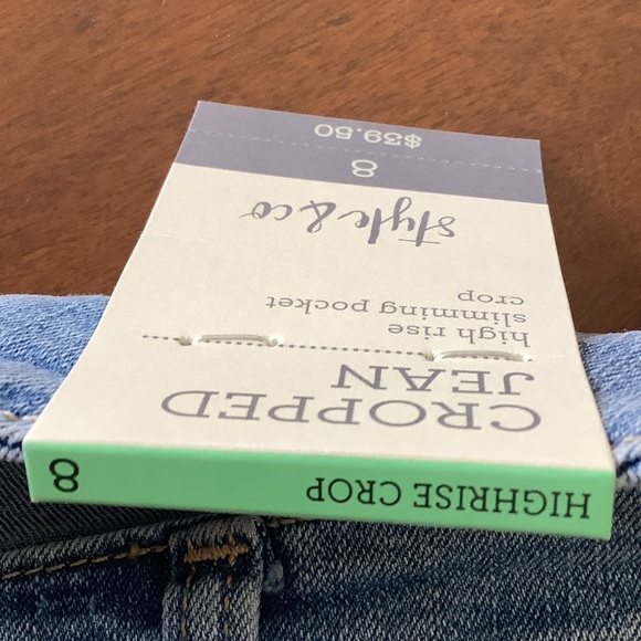 Style & Co. Light Blue to White Ombre Capri Jeans - Picture 9 of 9